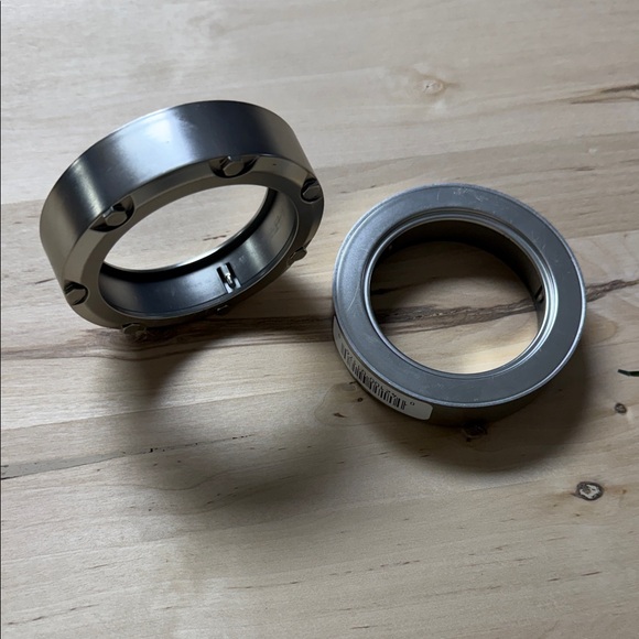 Grizzly Snuff Rings - Picture 3 of 4